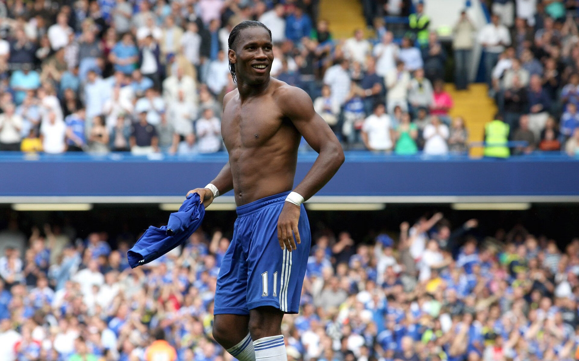 开云体育下载-比利亚雷亚尔争冠战，弗拉霍维奇关键回合不手软，安哥拉精神照亮前路